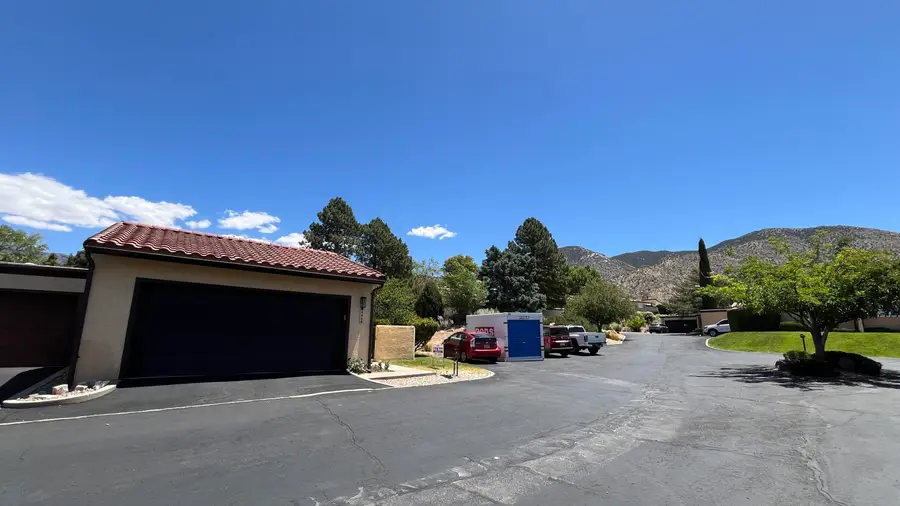 4408 Kellia Lane Ne, Albuquerque, NM 87111 - #2
