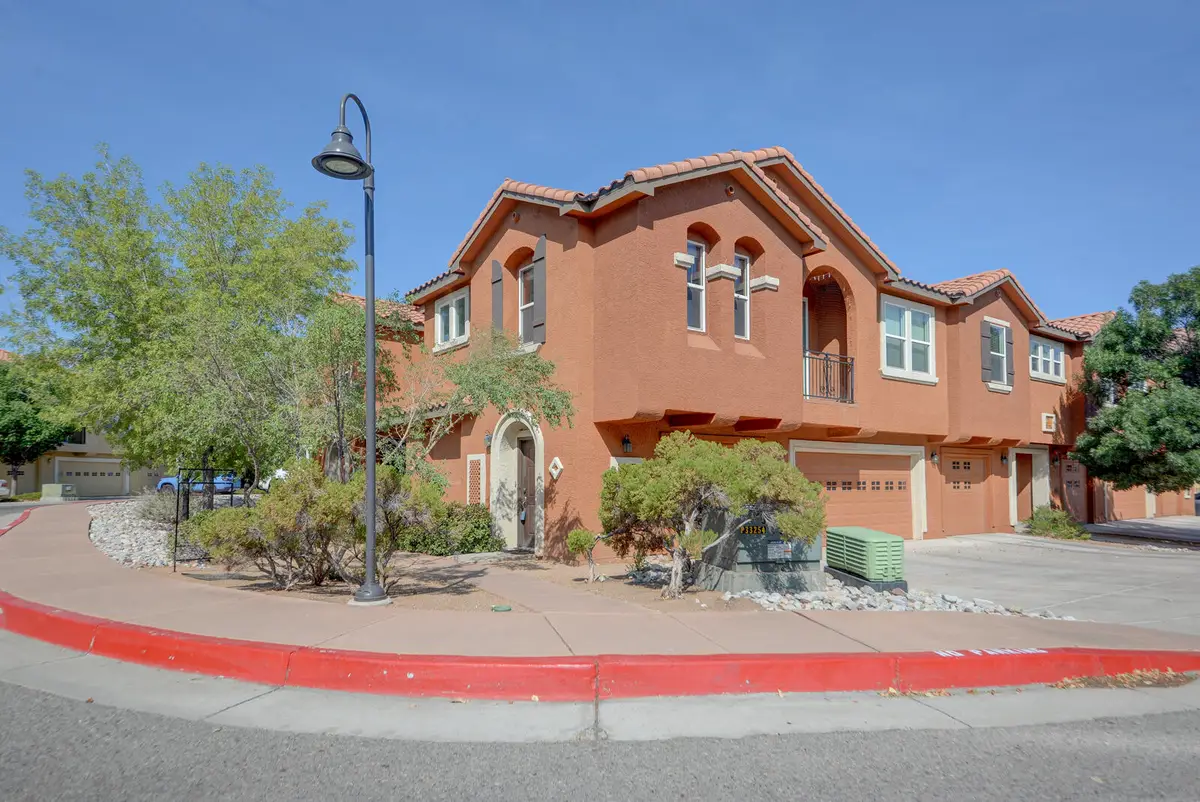 601 Menaul Boulevard Ne #UNIT 2201, Albuquerque, NM 87107 - #1