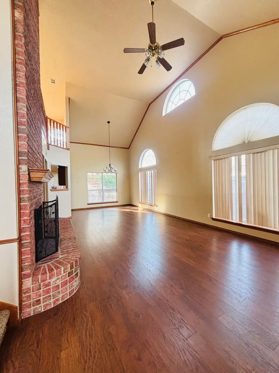8305 Fairmont Drive Nw, Albuquerque, NM 87120 - #2