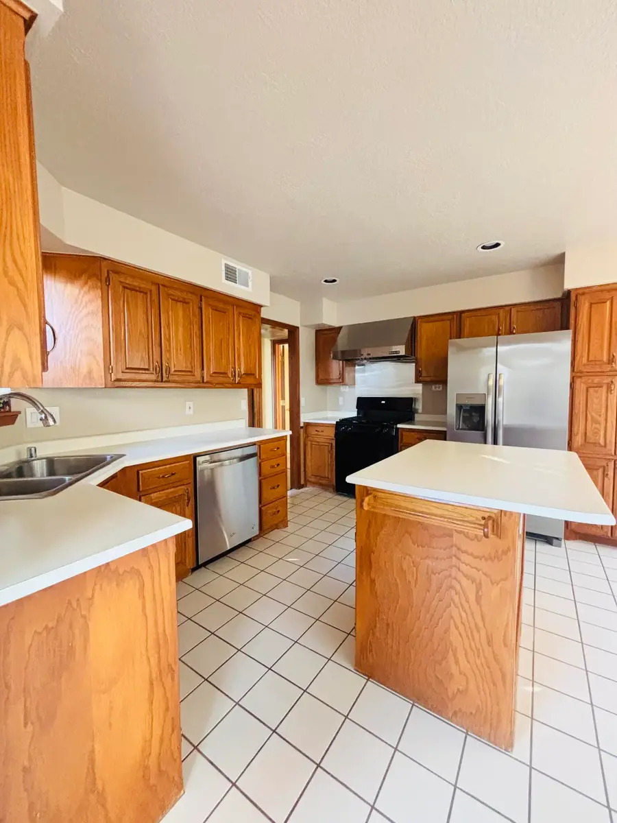 8305 Fairmont Drive Nw, Albuquerque, NM 87120 - #3