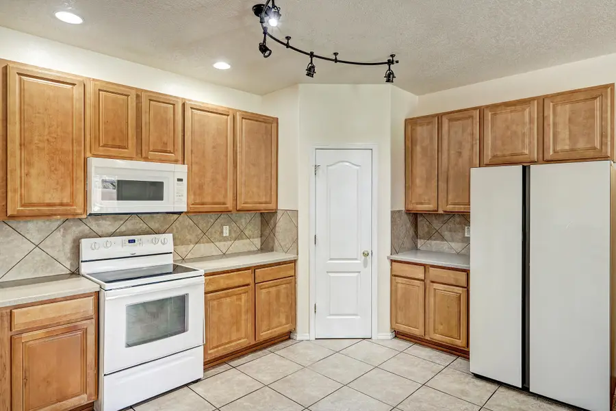 7108 Tree Line Avenue Nw, Albuquerque, NM 87114 - #3