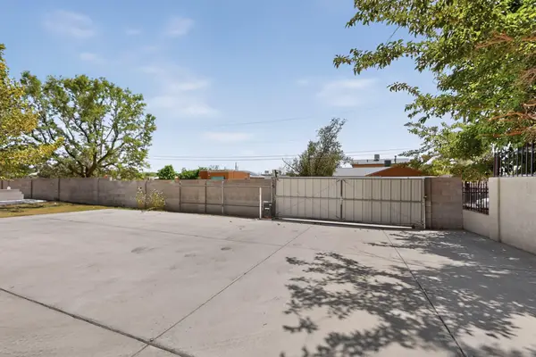 2401 Broadway Boulevard Ne, Albuquerque, NM 87102