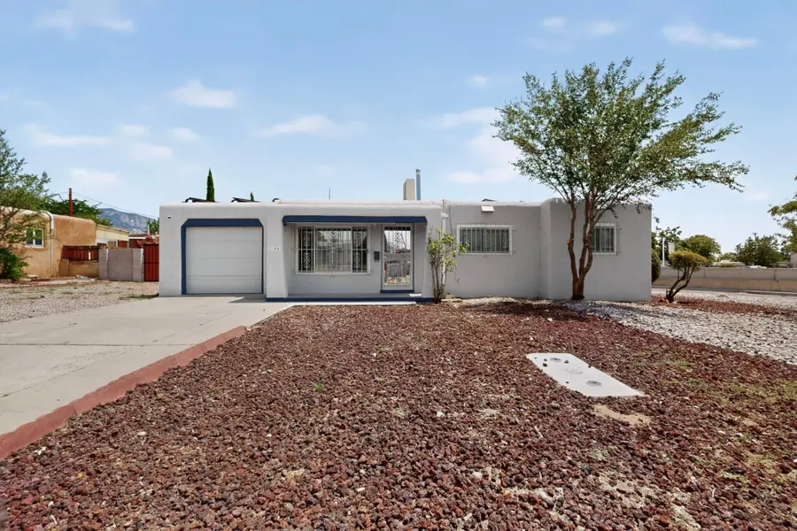 2304 Elizabeth Street Ne, Albuquerque, NM 87112 - #2