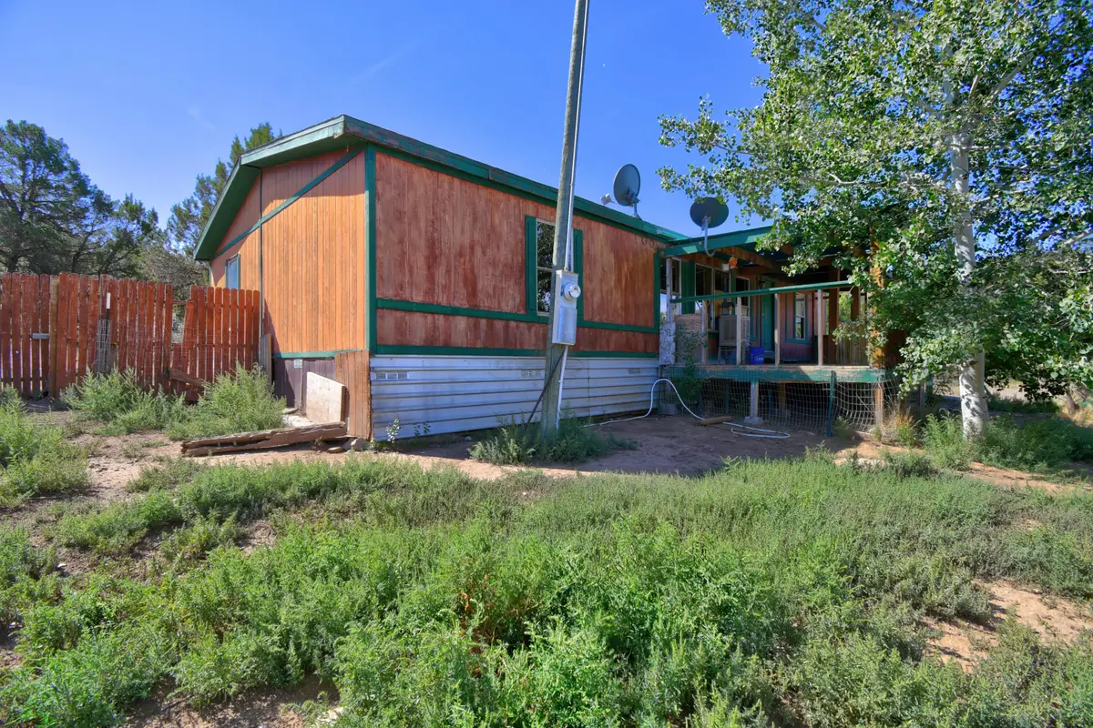 182 County Road A102, Edgewood, NM 87015 - #1