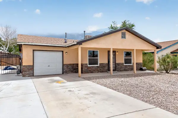 10 Nehemiah Place, Los Lunas, NM 87031