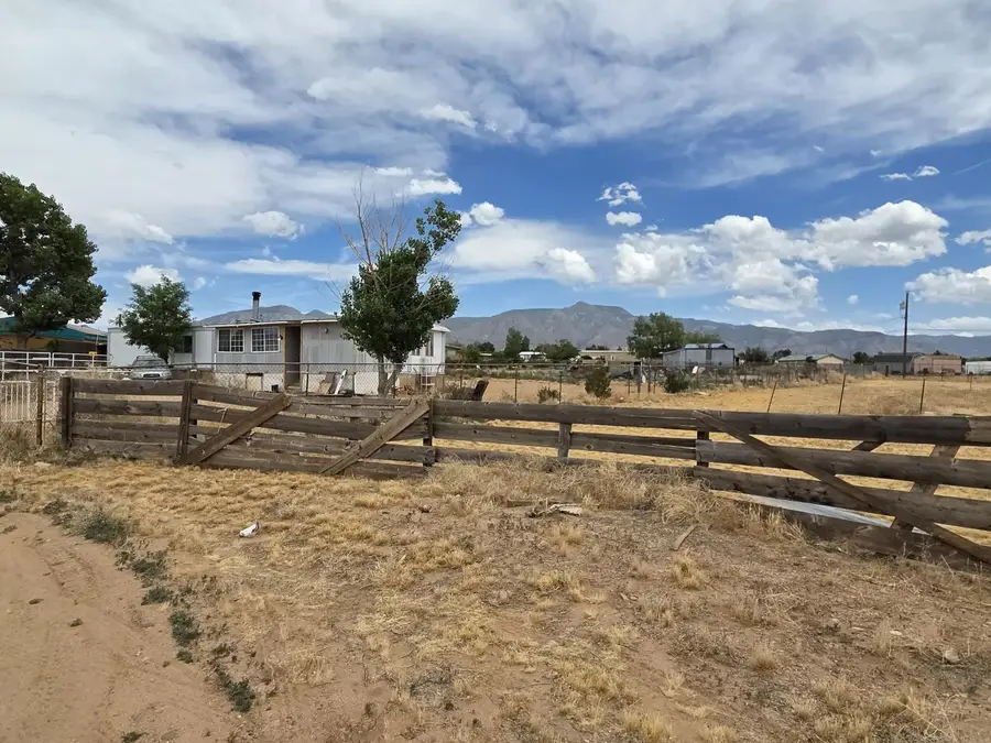 5 Meadowlake Lane, Los Lunas, NM 87031 - #2