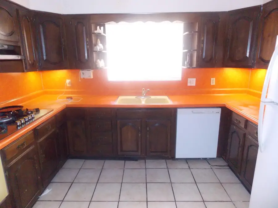 116 Conchas Street Ne, Albuquerque, NM 87123 - #3