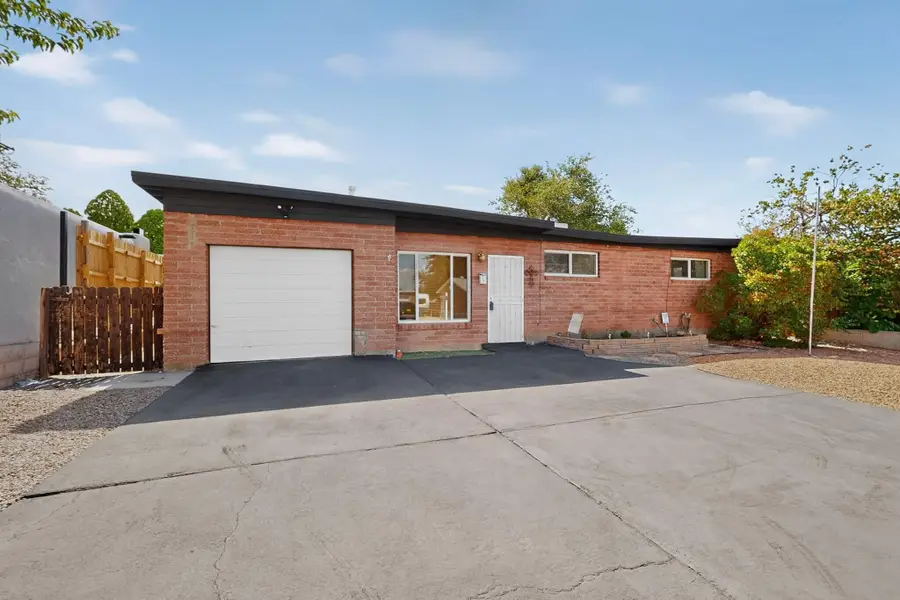 1108 Dorothy Street Ne, Albuquerque, NM 87112 - #2