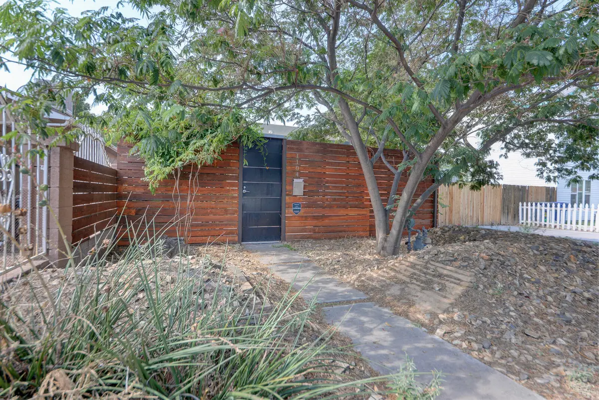1104 Iron Avenue Sw, Albuquerque, NM 87102 - #1