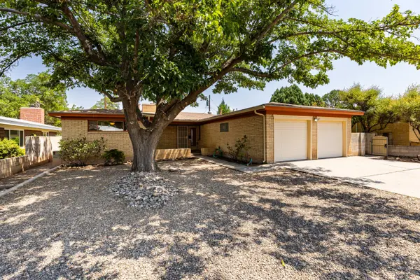 720 Manzano Street Ne, Albuquerque, NM 87110