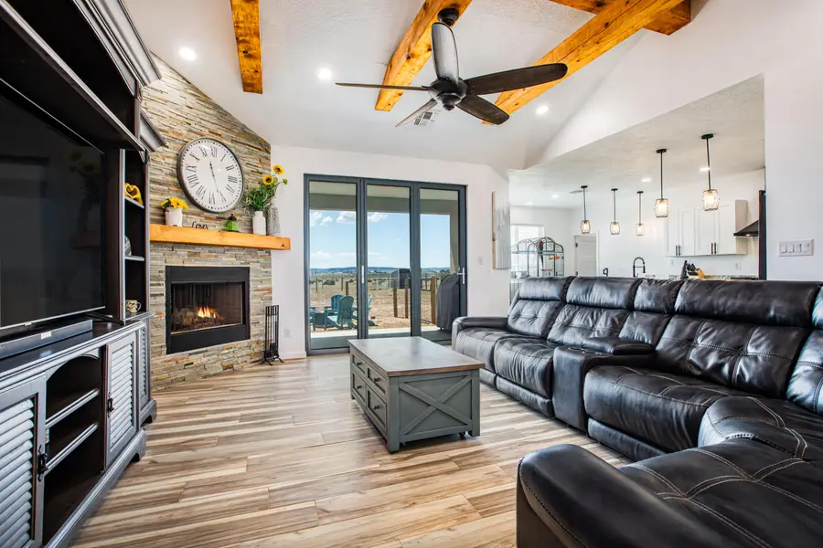 8 Northland Meadows Place, Edgewood, NM 87015 - #3
