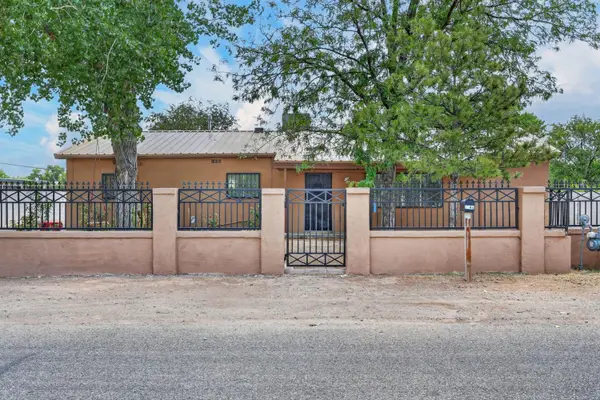 5648 Greer Loop Loop Sw, Albuquerque, NM 87105
