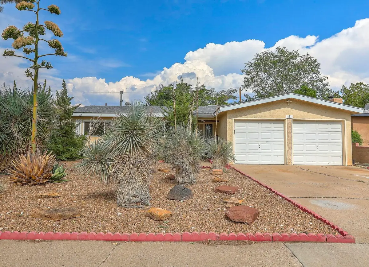 1104 Alcazar Street Ne, Albuquerque, NM 87110 - #1
