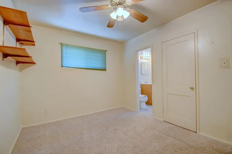 2608 General Chennault Street Ne, Albuquerque, NM 87112 - #2