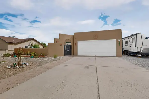 10 Milton Loop, Los Lunas, NM 87031