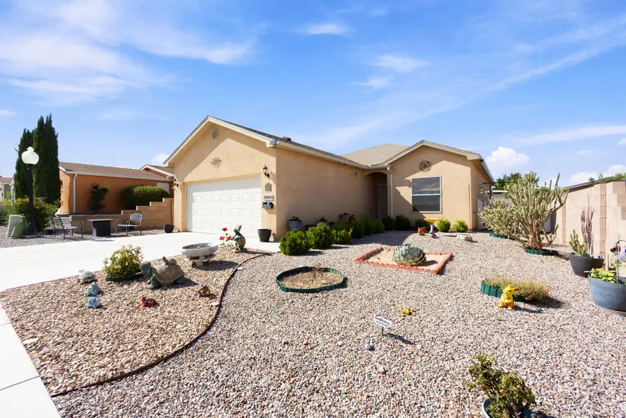 308 Sunrise Bluffs Drive, Belen, NM 87002 - #2