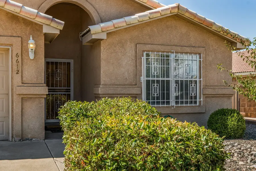 6612 Ladrillo Place Ne, Albuquerque, NM 87113 - #3