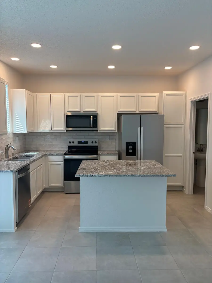 8932 Mountain Ash Avenue Sw, Albuquerque, NM 87121 - #2