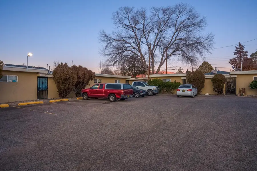 1104 Palomas Drive Se, Albuquerque, NM 87108 - #3
