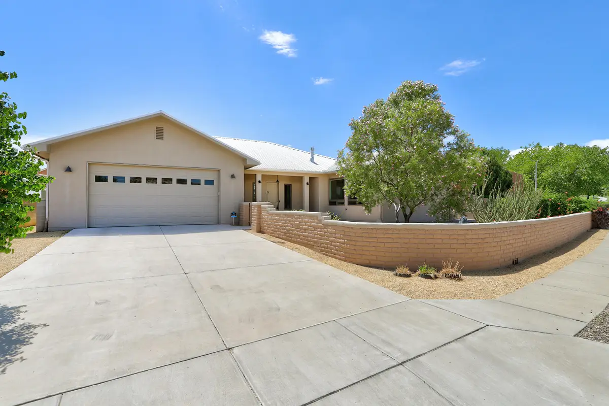 4924 Dodge Avenue Nw, Albuquerque, NM 87114 - #1
