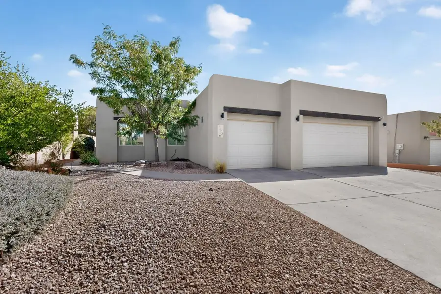 7312 Hawthorn Avenue Ne, Albuquerque, NM 87113 - #2