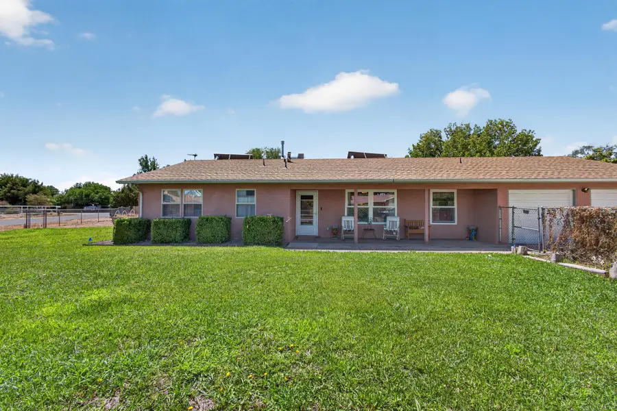 2050 Murray Loop, Bosque Farms, NM 87068 - #3