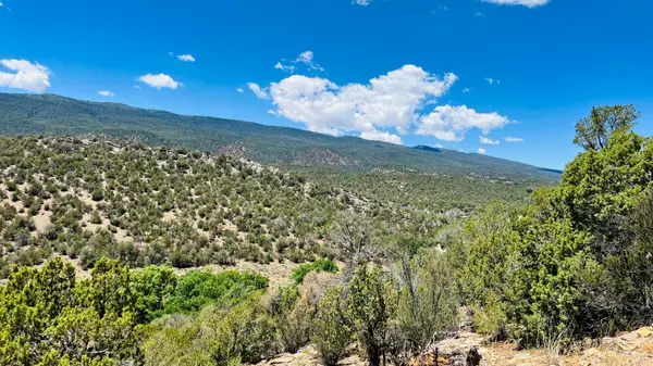 18 Larry Lane, Cedar Crest, NM 87008