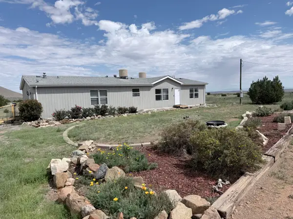 26 La Hinca Road, Magdalena, NM 87825