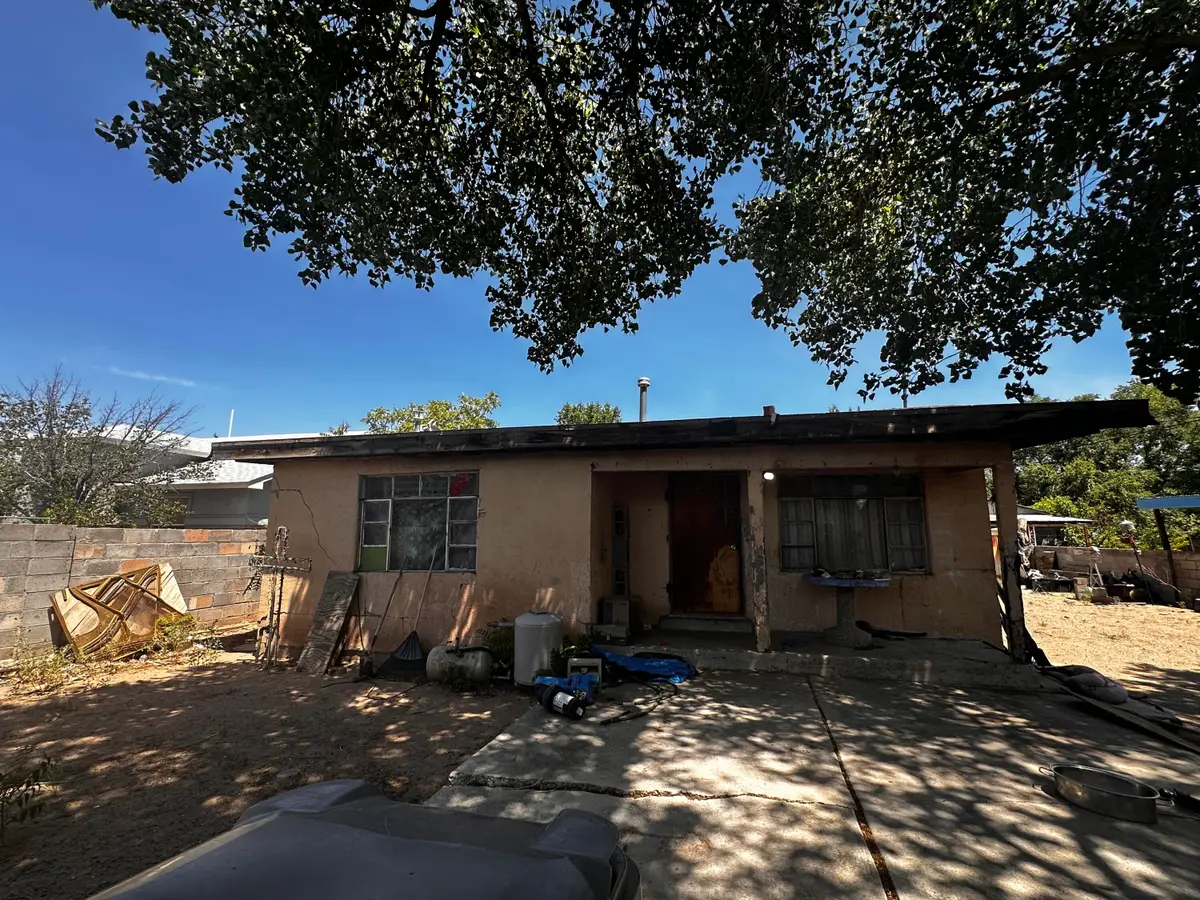 2804 Justo Road Sw, Albuquerque, NM 87105 - #1