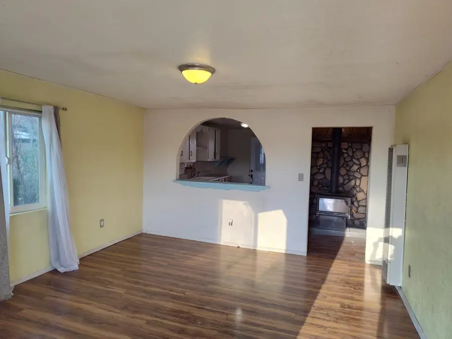 502 S Roosevelt Avenue, Mountainair, NM 87036 - #3