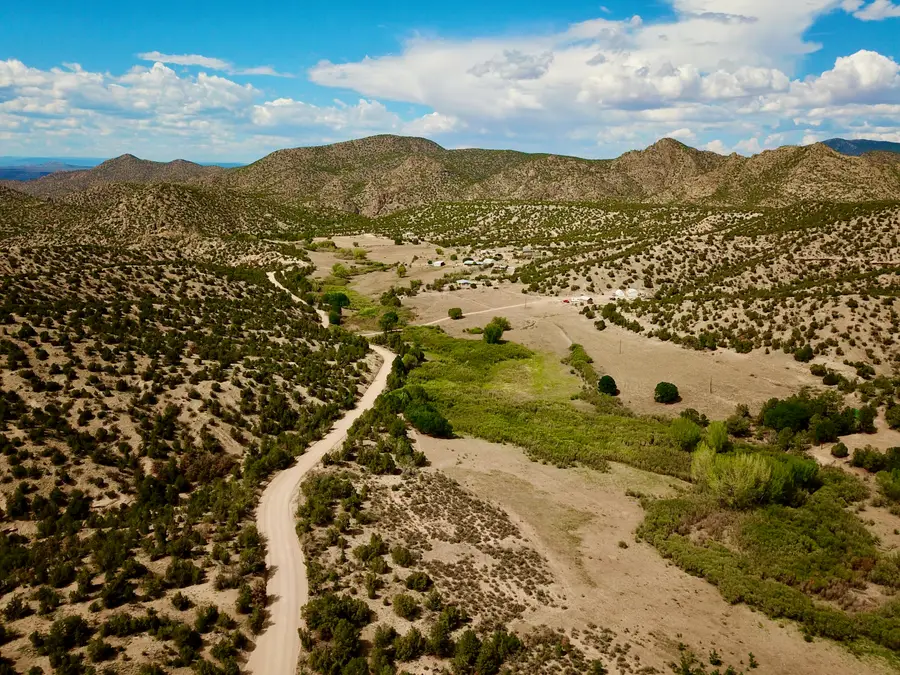 910 County Road 69, Dixon, NM 87527 - #3