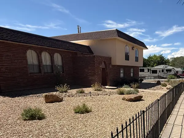 12110 Princess Jeanne Avenue Ne, Albuquerque, NM 87112