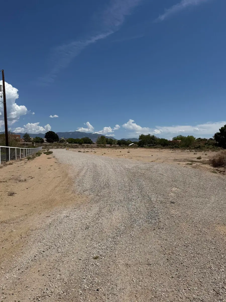 206 Tres Amigos Court Ne, Albuquerque, NM 87113 - #2