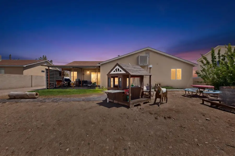 301 2nd Street Ne, Rio Rancho, NM 87124 - #3