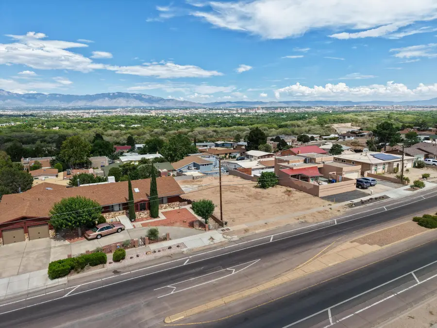 1412 Atrisco Drive Nw, Albuquerque, NM 87105 - #2