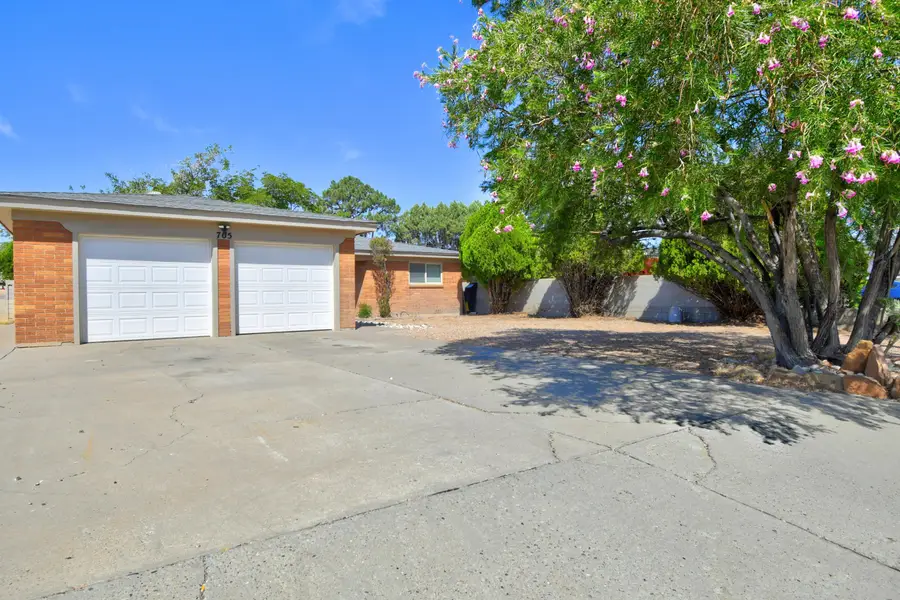 705 Truman Street Ne, Albuquerque, NM 87110 - #2