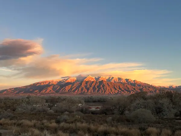 6517 Sandia Vista Place Ne, Rio Rancho, NM 87144