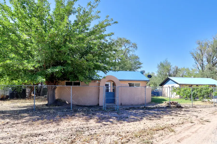 2332 Sunshine Road Sw, Albuquerque, NM 87105 - #2
