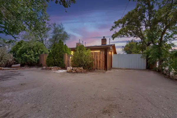 1502 Griegos Road Nw, Albuquerque, NM 87107