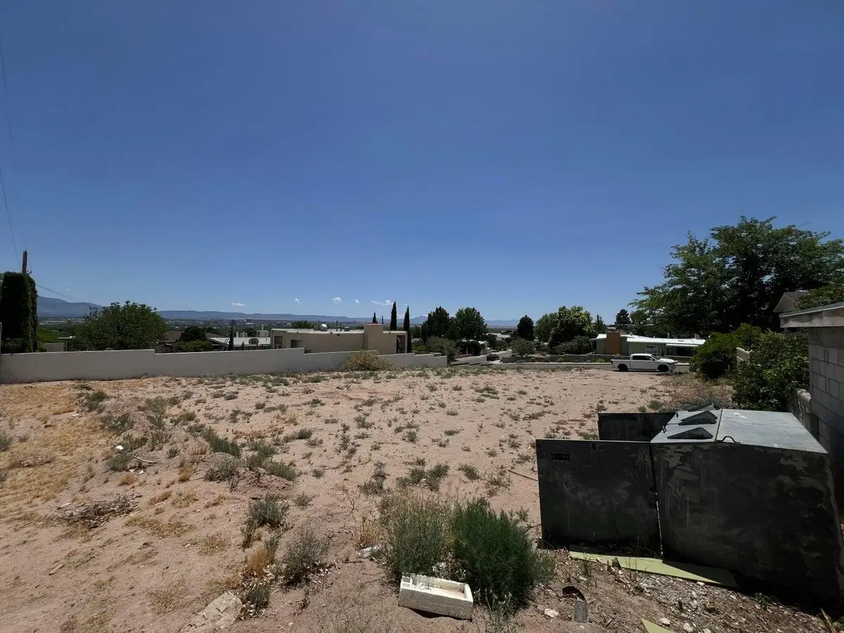3837 Riverview Road Nw, Albuquerque, NM 87105 - #1