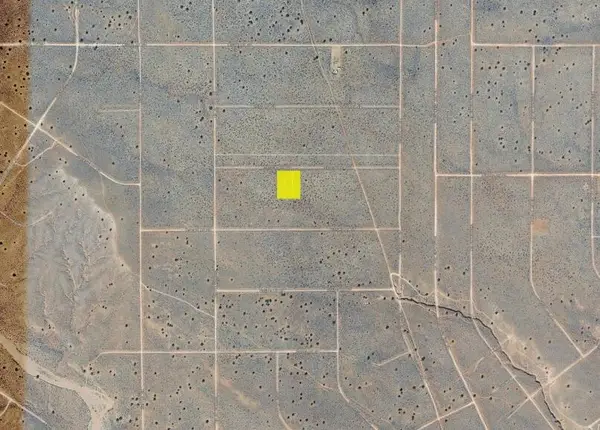 Muscatel (u20 B63 L8, 9, 10) Road Ne, Rio Rancho, NM 87144