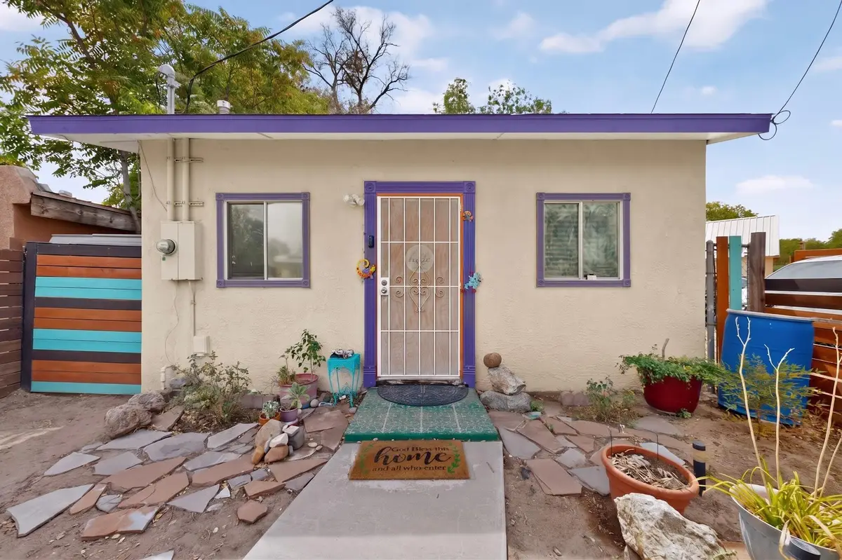 1002 Pacific Avenue Sw, Albuquerque, NM 87102 - #1