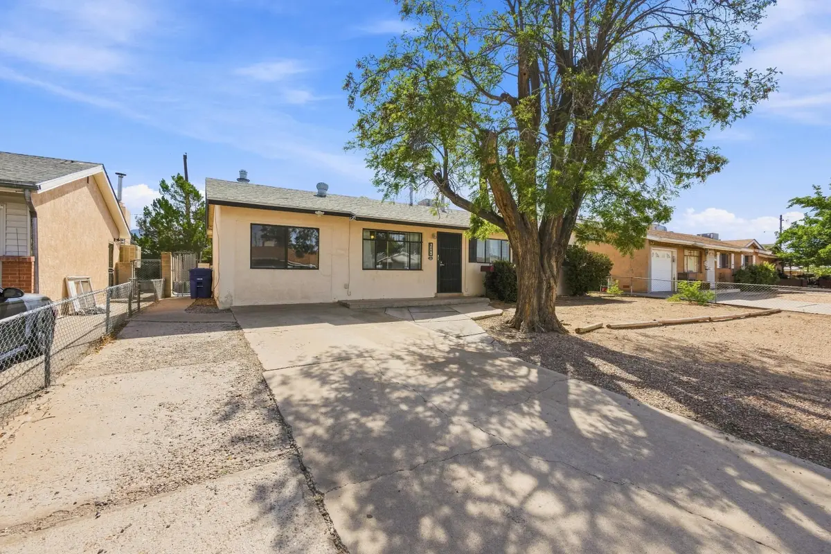 308 Espejo Street Ne, Albuquerque, NM 87123 - #1