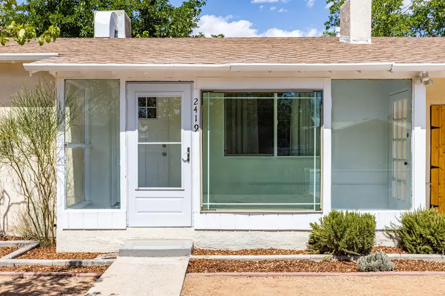 2419 Floral Road Nw, Albuquerque, NM 87104 - #2