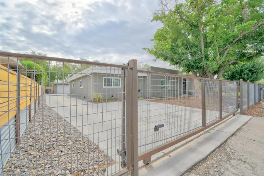 5014 La Cienega Street Nw, Albuquerque, NM 87107 - #2