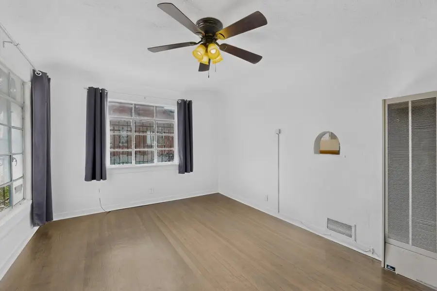 121 Arno Street Se, Albuquerque, NM 87102 - #3