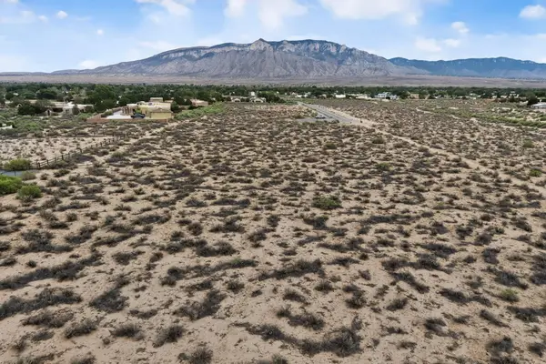 100 Desert Luna Road, Corrales, NM 87048