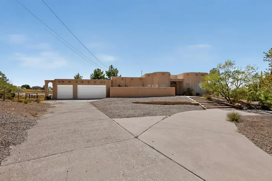 12050 Holly Avenue Ne, Albuquerque, NM 87122 - #3