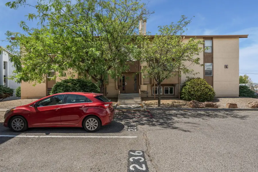 3859 Montgomery Boulevard Ne #APT 1302, Albuquerque, NM 87109 - #2