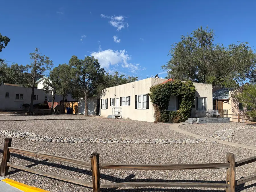 3518 Campus Boulevard Ne, Albuquerque, NM 87106 - #2